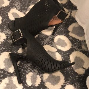 Vince Camuto Black Sandal heels 7.5
